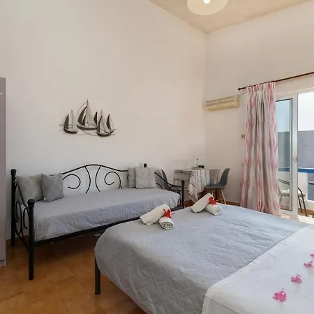 Gennadi Sun Apartments 300M From The Beach Buitenkant foto