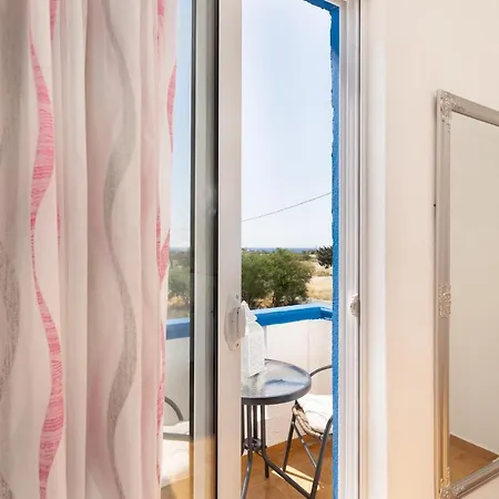 Gennadi Sun Apartments 300M From The Beach Buitenkant foto